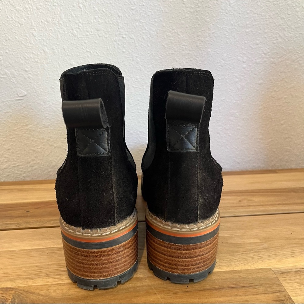 Bertuchi Lug Sole Chelsea Boots Suede EU 38 - Picture 6 of 10